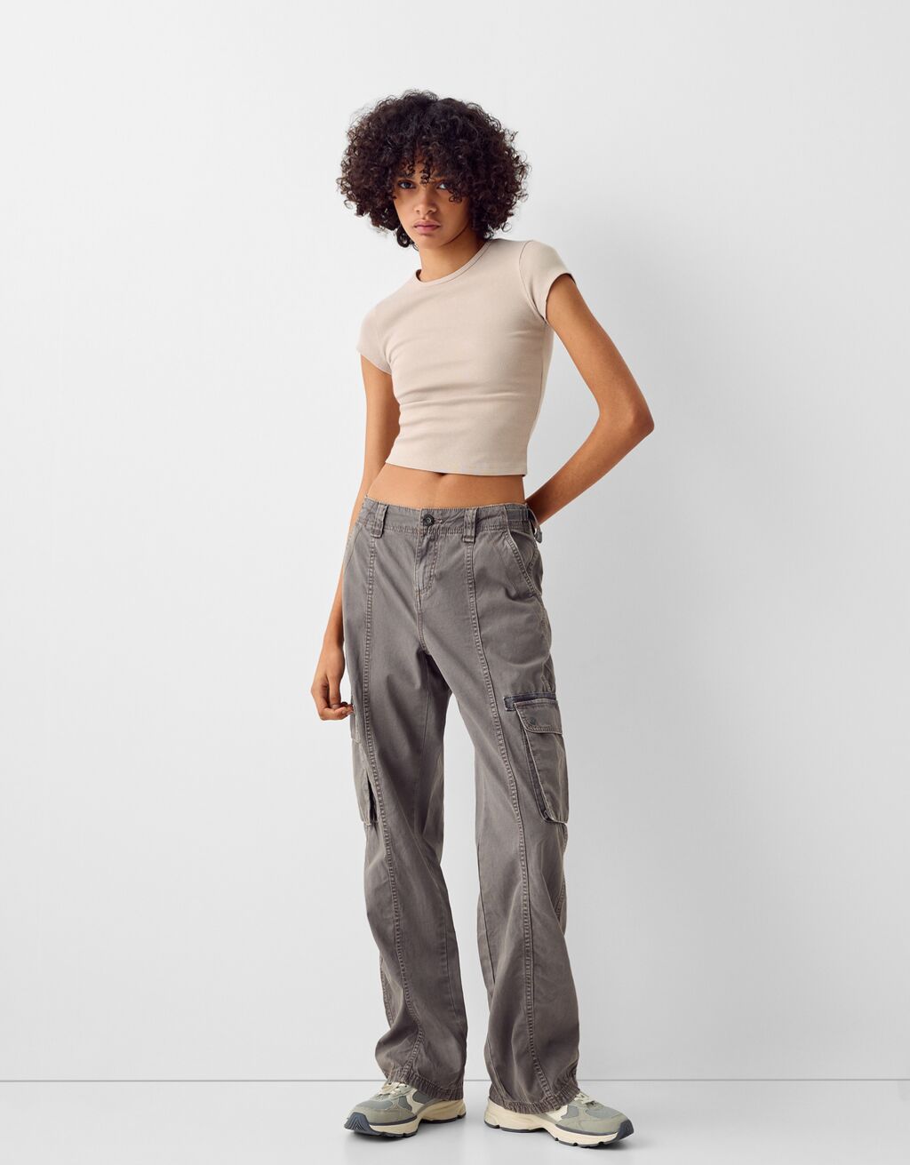 High-rise straight cotton pants in neutrals - LOW CLASSIC | Mytheresa